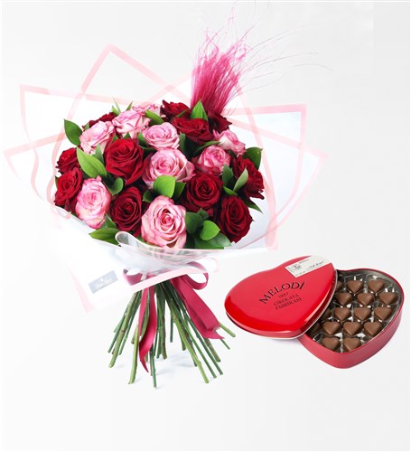 Inlove Xl Buket &  Melodi Kalp Çikolata Kırmızı Metal Kutu