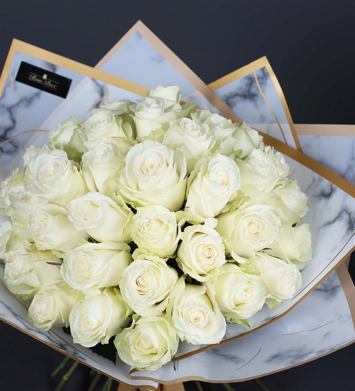 Marble - 50 Beyaz Gül Buketi