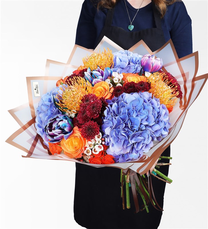 Wild Bloom XL Buket & Lure Chocolate By Swissôtel 24'lü