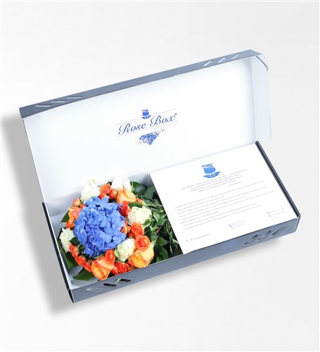 Sapphire - Mavi Ortanca Ve Turuncu Beyaz Güller