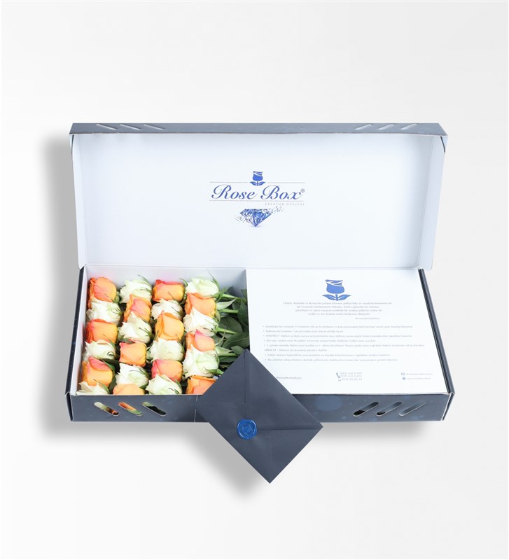 Sapphire - 24 Adet Turuncu Ve Beyaz Güller
