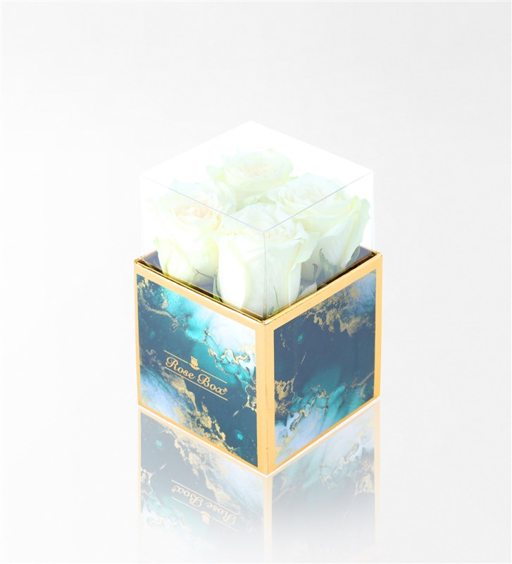 Emerald Mini Kutuda&nbsp;4'Lü Beyaz Gül