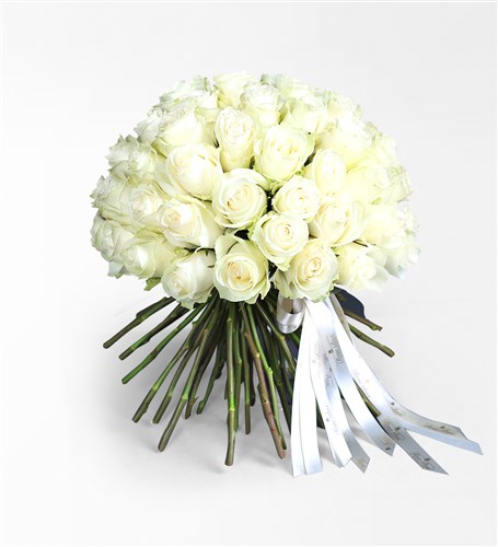 White Athena - 50 Beyaz Gül Buketi
